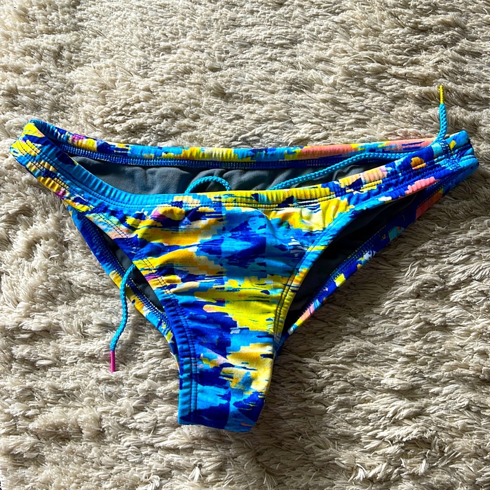 Jolyn Printed European Bottom